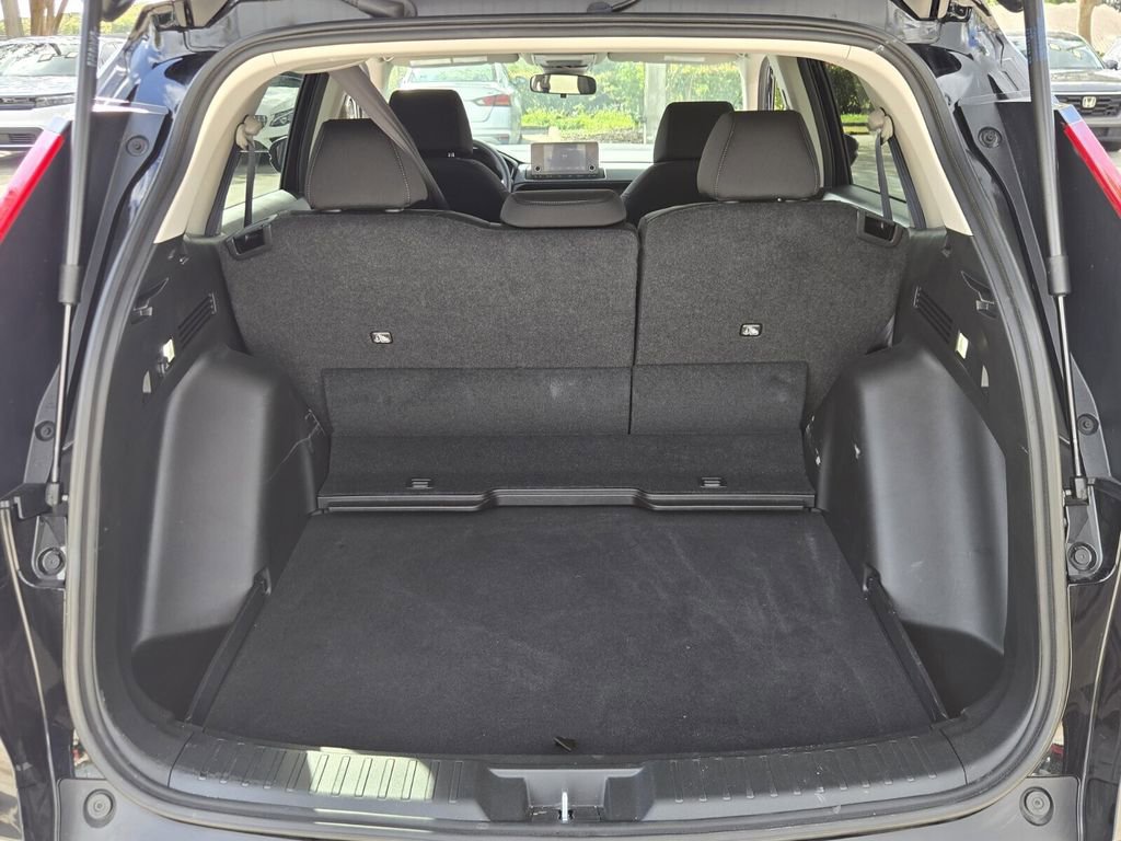 Used 2025 Honda CR-V LX image 15