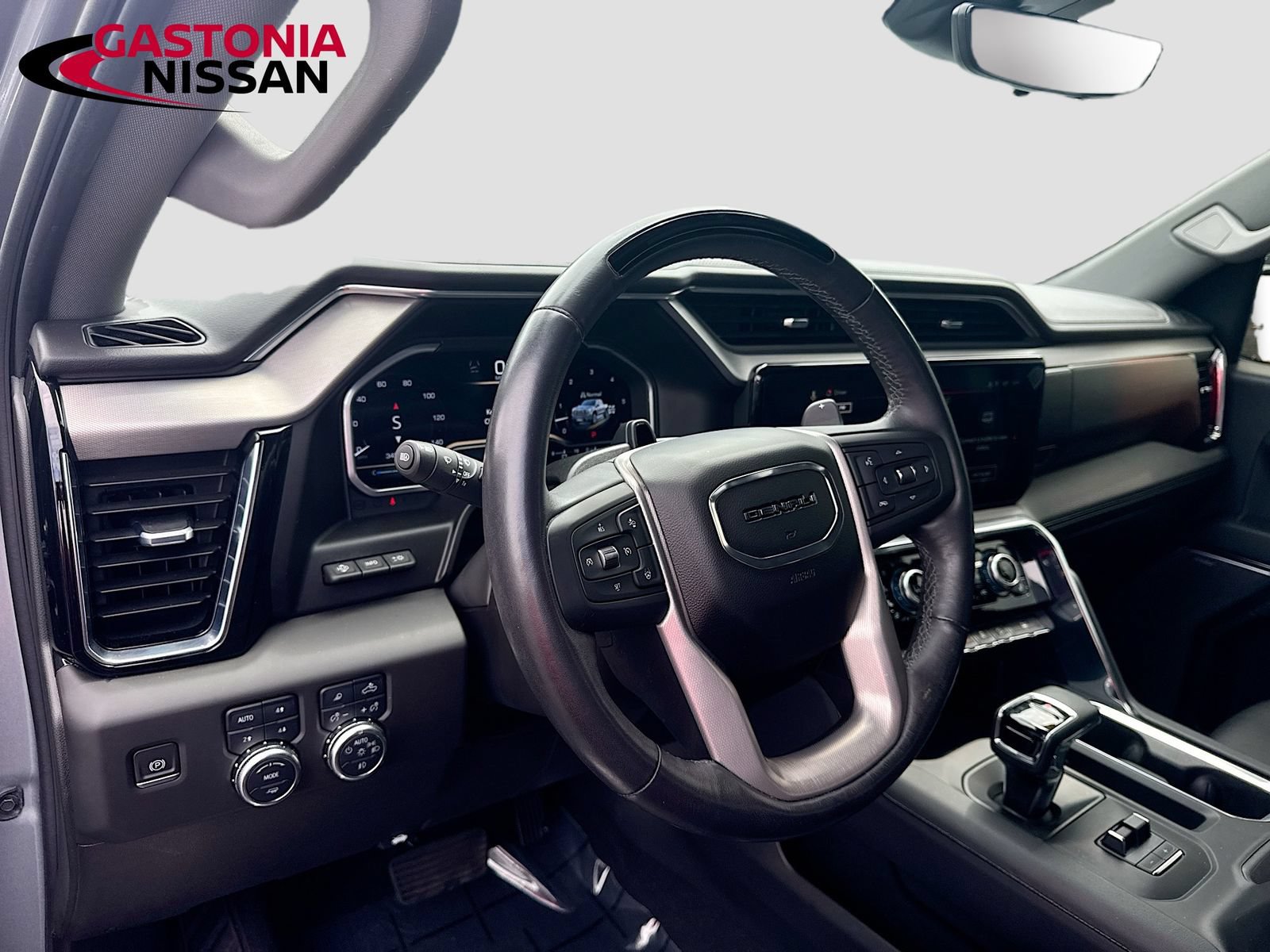 Used 2024 GMC Sierra 1500 Denali AWD/4WD image 11