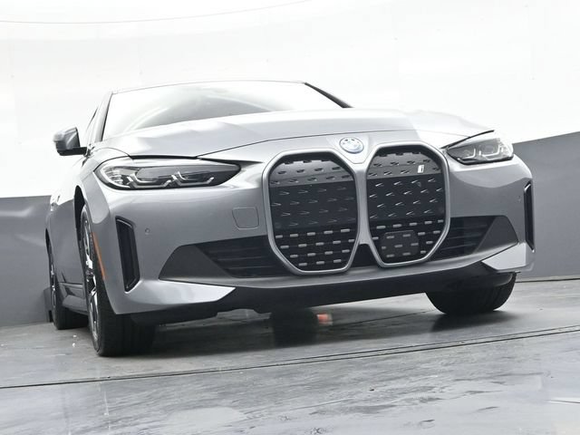 Used 2024 BMW i4 eDrive35 w/ Premium Package RWD image 39