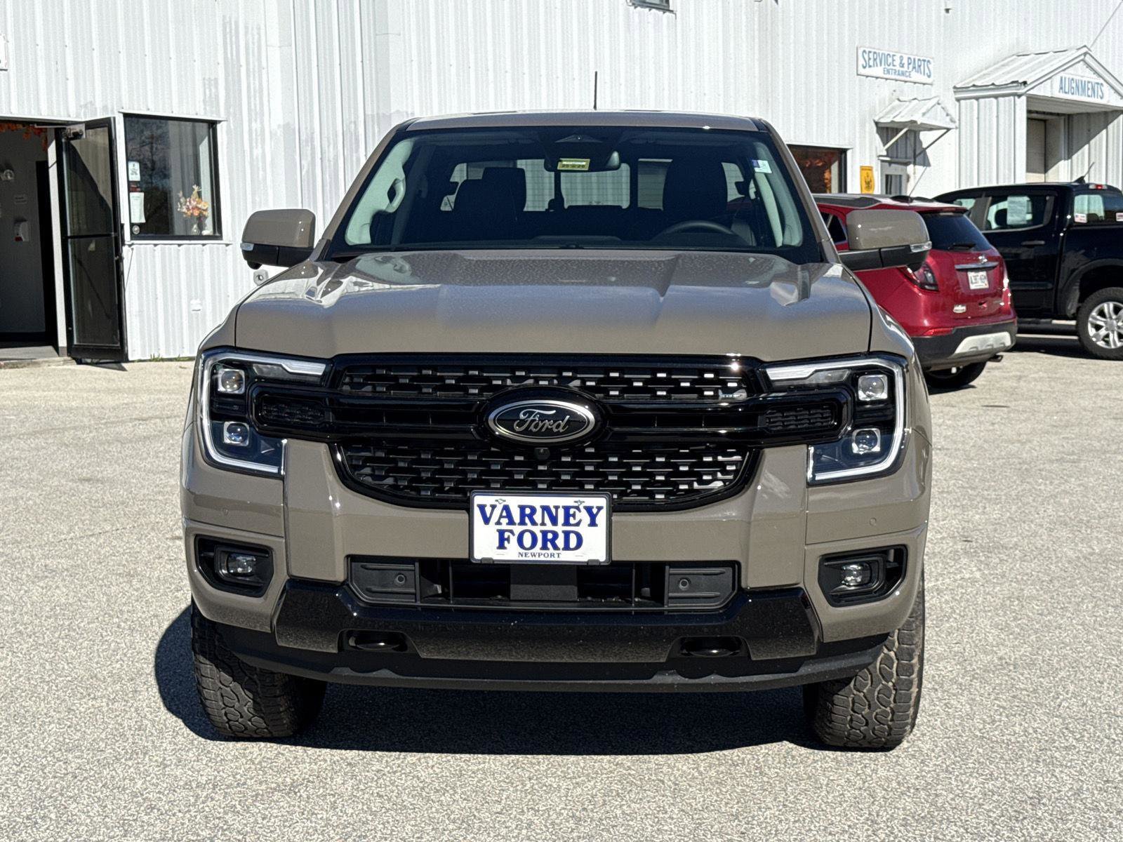 New 2025 Ford Ranger Lariat w/ Black Appearance Package image 2