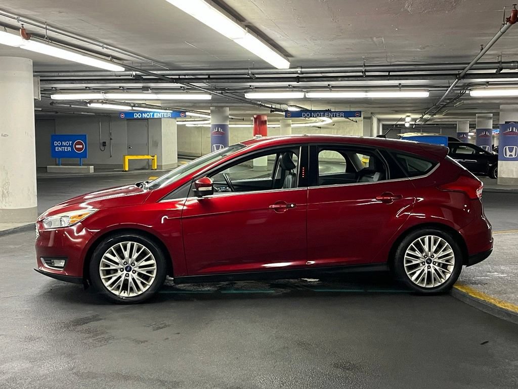 Used 2017 Ford Focus Titanium FWD image 31