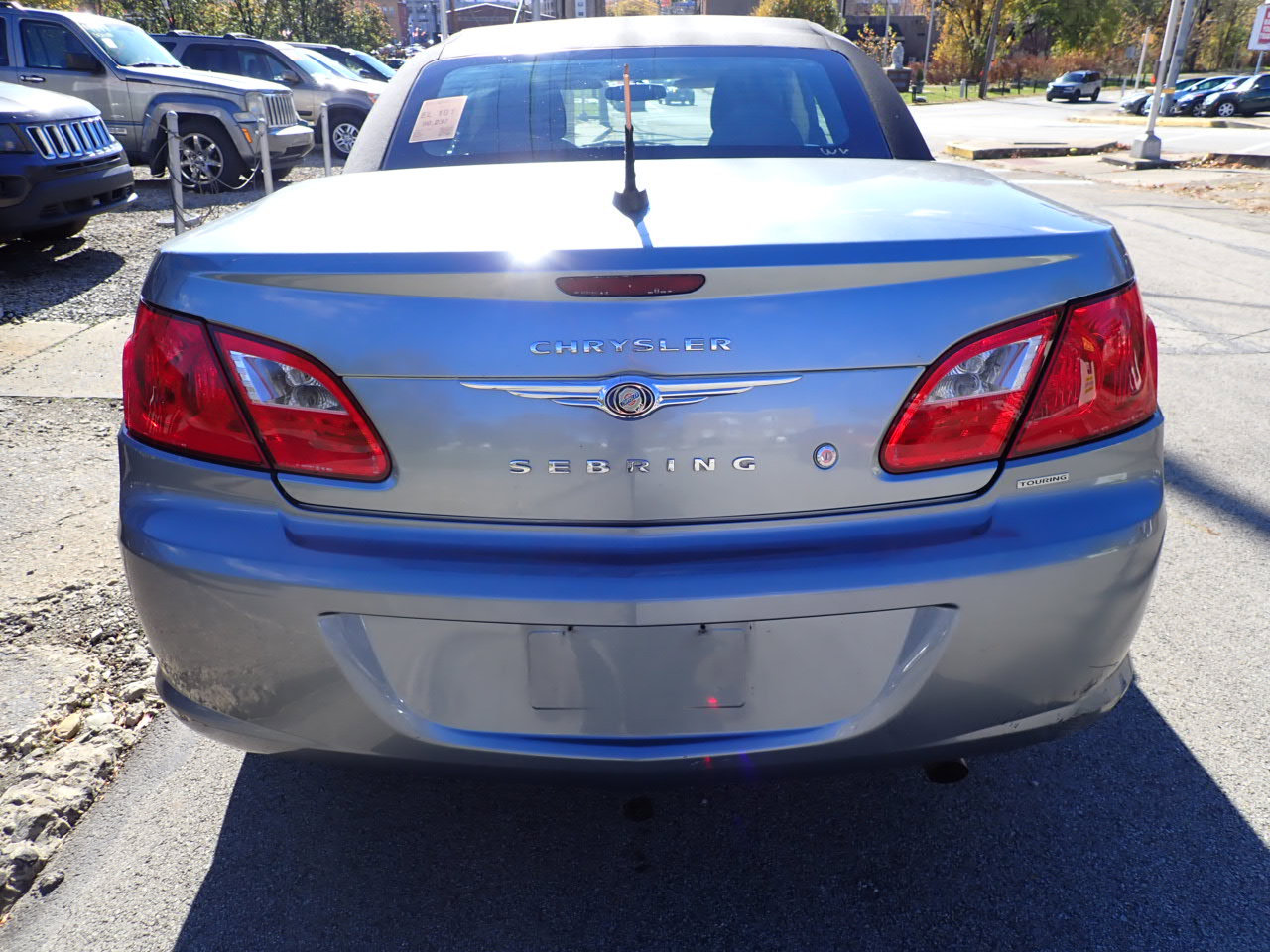 Used 2010 Chrysler Sebring Touring image 5