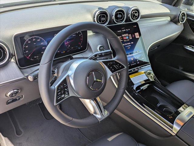 New 2025 Mercedes-Benz GLC 300 image 3