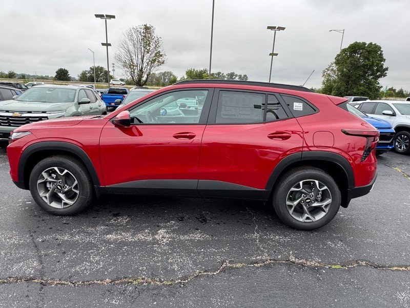 New 2026 Chevrolet Trax LT w/ Driver Confidence Package image 2
