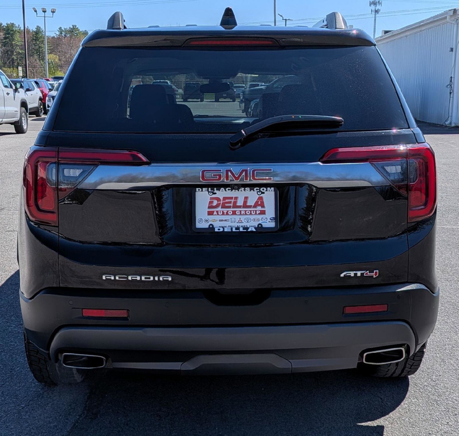 Used 2023 GMC Acadia AT4 w/ Preferred Package AWD/4WD image 10