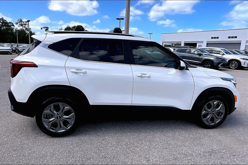 Used 2024 Kia Seltos S image 4