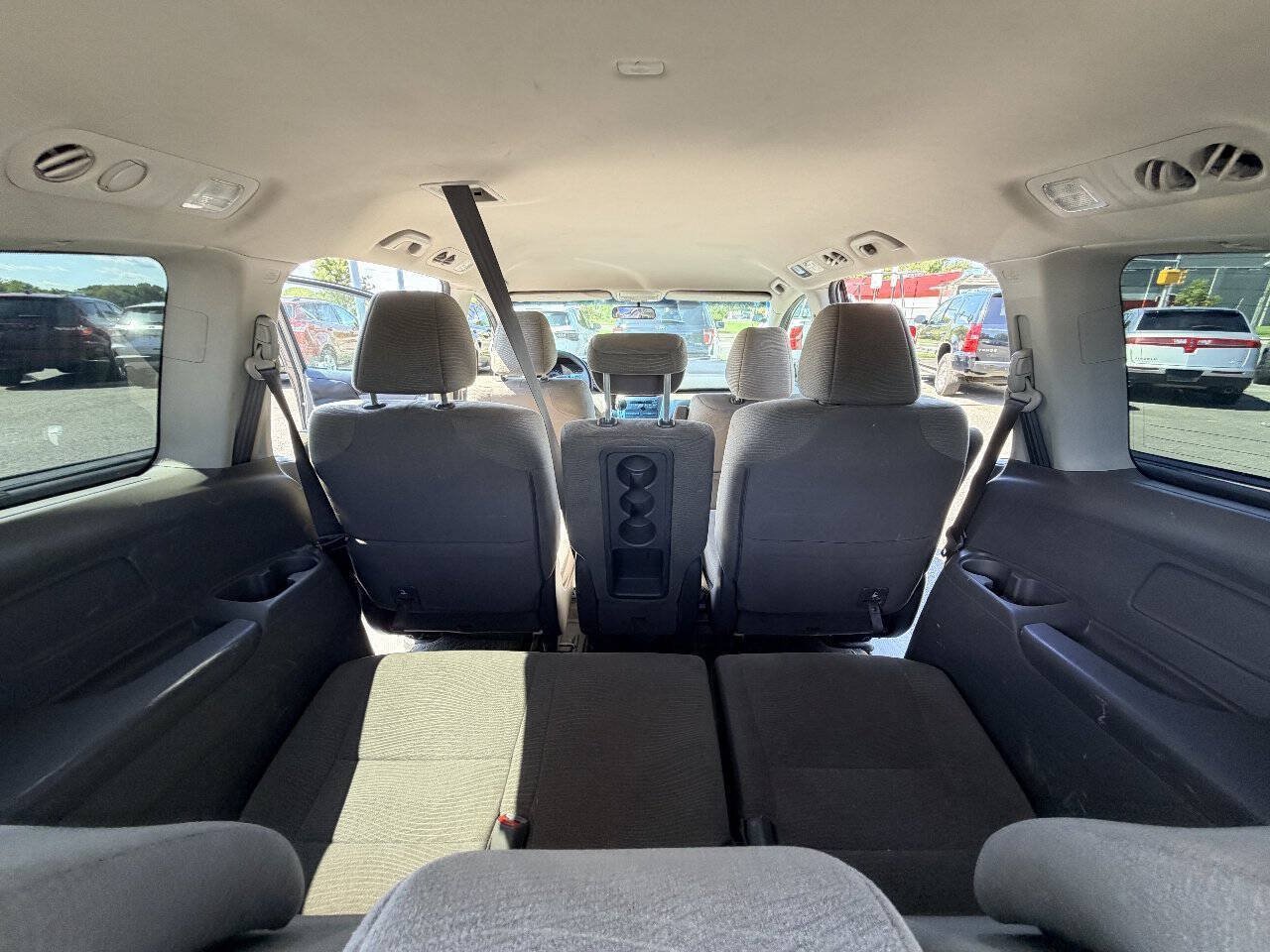 Used 2011 Honda Odyssey EX image 38