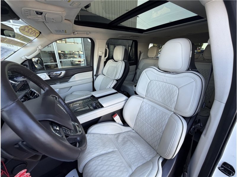Used 2022 Lincoln Navigator Black Label AWD/4WD image 20