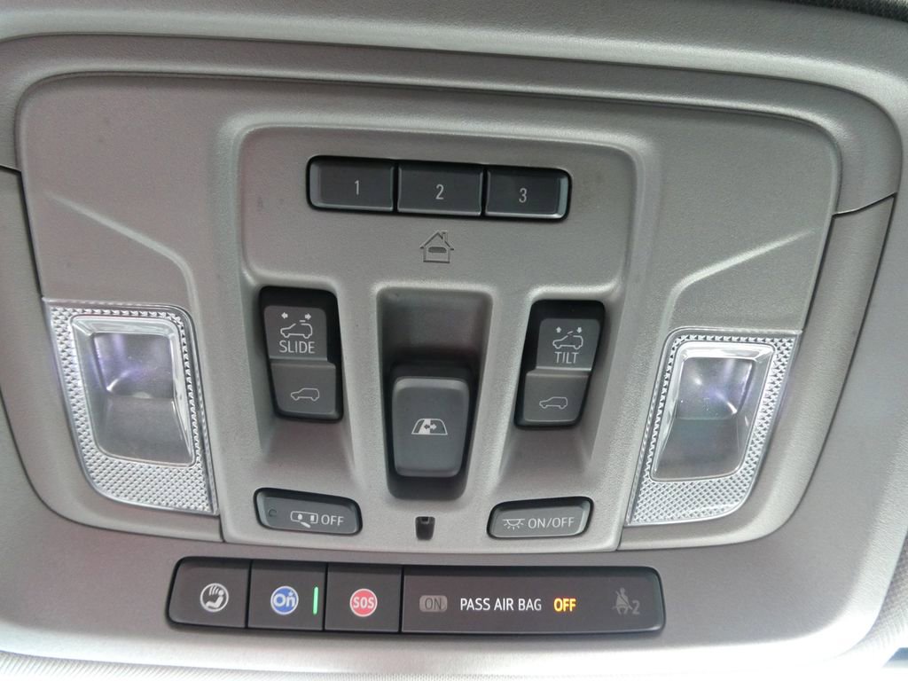 Used 2019 Chevrolet Silverado 1500 RST image 28