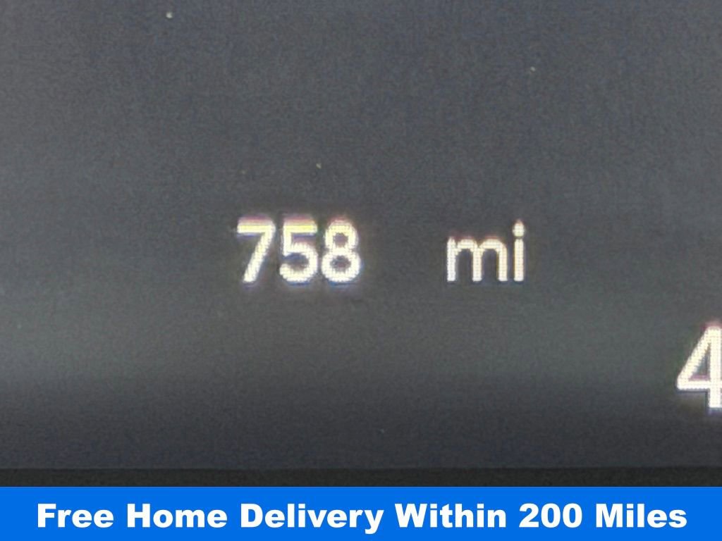 Used 2026 Chrysler Pacifica Select image 41