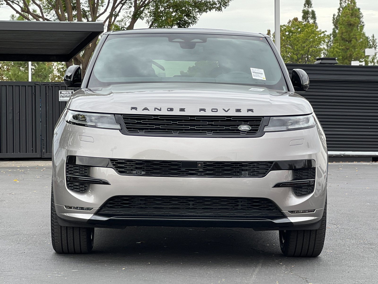 New 2026 Land Rover Range Rover Sport Dynamic SE AWD/4WD image 9