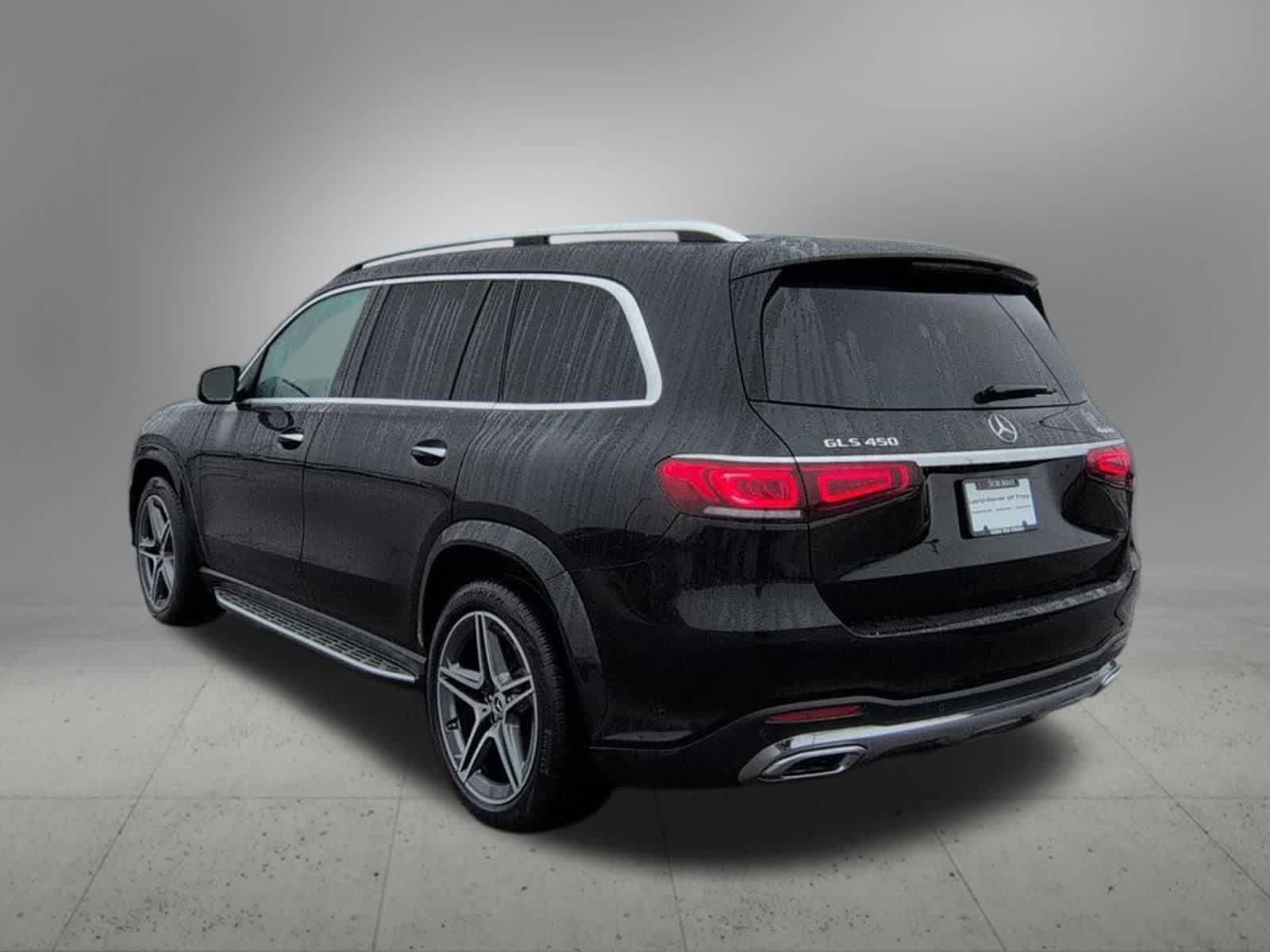 Used 2023 Mercedes-Benz GLS 450 4MATIC image 4