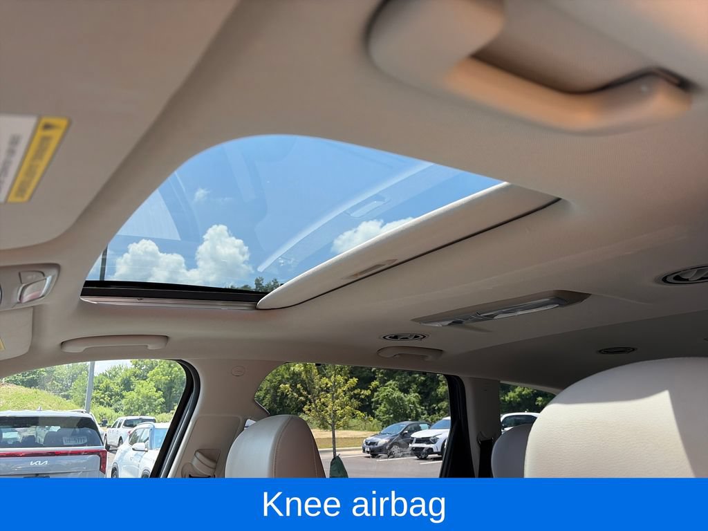 Used 2023 Kia Telluride EX w/ EX Captain's Chair Package AWD/4WD image 26