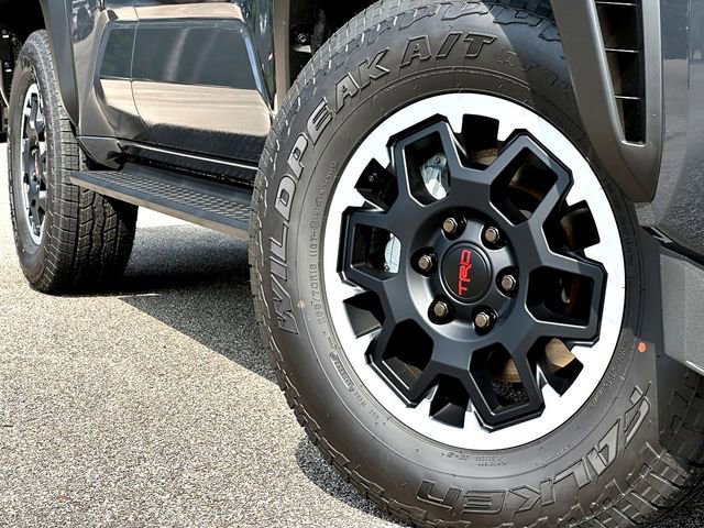 New 2026 Toyota 4Runner TRD Off-Road Premium AWD/4WD image 2