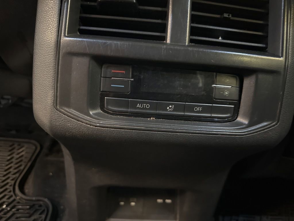 Used 2021 Volkswagen Atlas SE w/ Panoramic Sunroof Package image 17