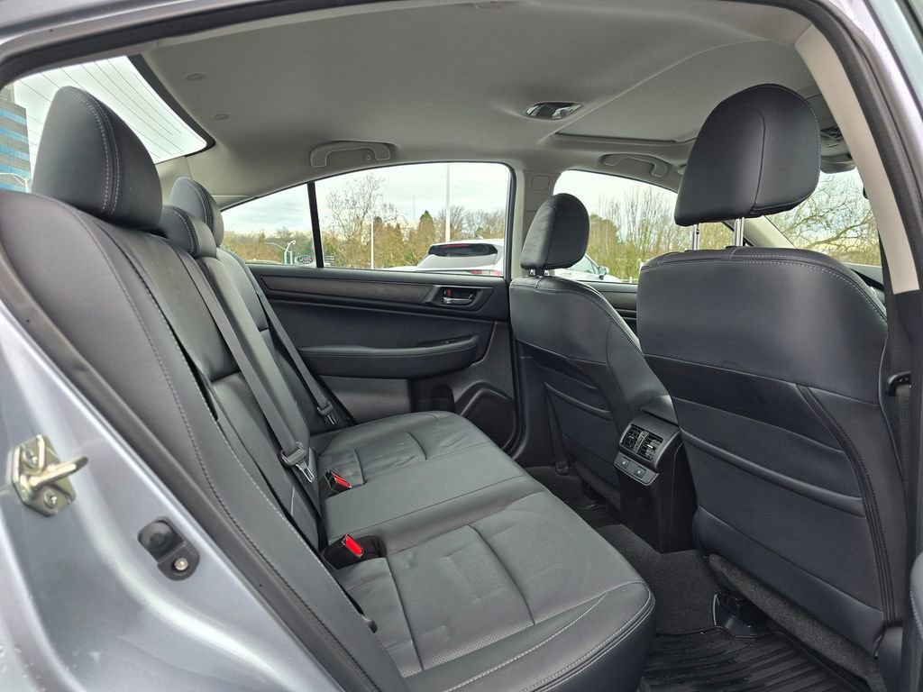 Used 2016 Subaru Legacy 2.5i Limited image 12
