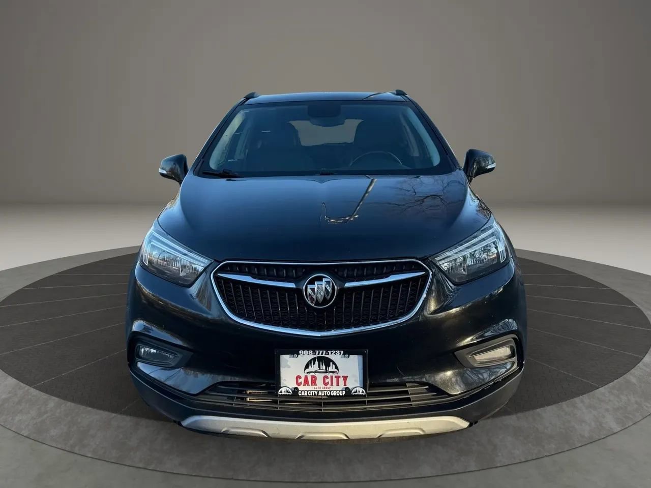 Used 2019 Buick Encore Sport Touring image 4