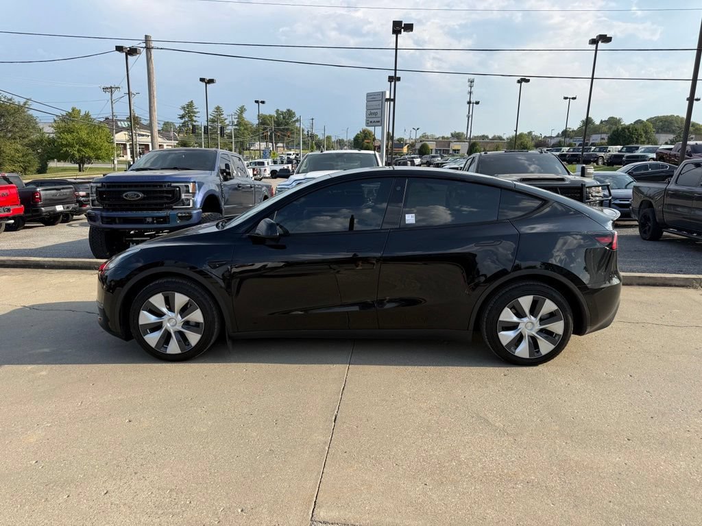 Used 2022 Tesla Model Y Long Range AWD/4WD image 9