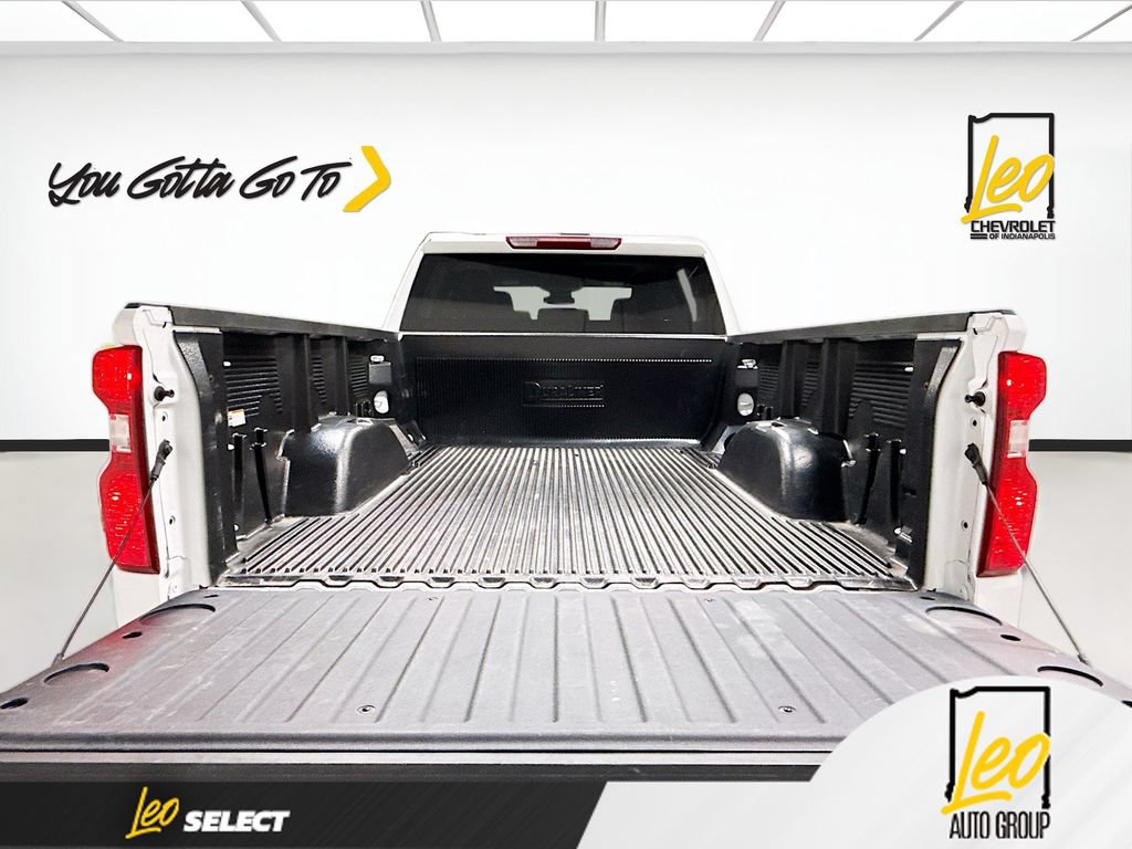 Used 2025 Chevrolet Silverado 1500 LT w/ Work Truck Package AWD/4WD image 28