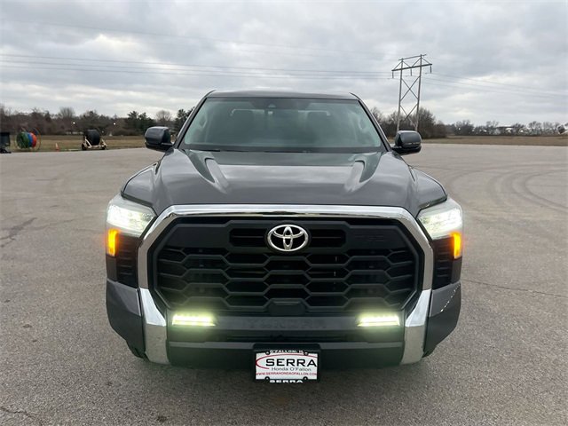 Used 2022 Toyota Tundra SR5 w/ TRD Off-Road Package image 16
