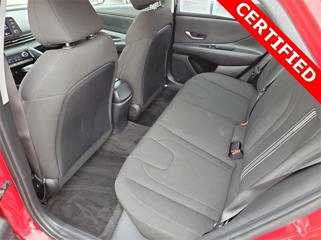 Certified 2023 Hyundai Elantra SEL w/ Preferred Accessory Package image 18