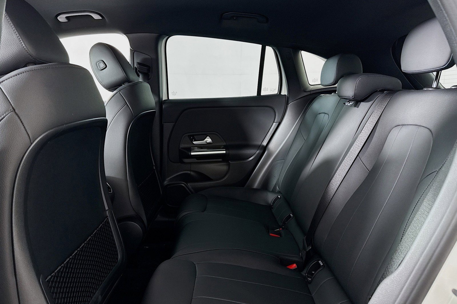 Certified 2026 Mercedes-Benz GLA 250 image 9