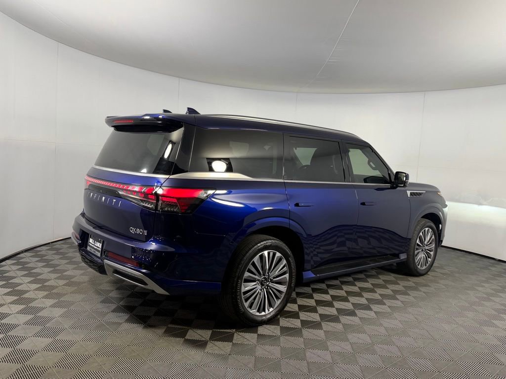 Used 2025 INFINITI QX80 Sensory AWD/4WD image 6