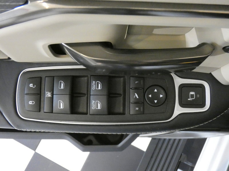 Used 2022 RAM 2500 Limited image 27