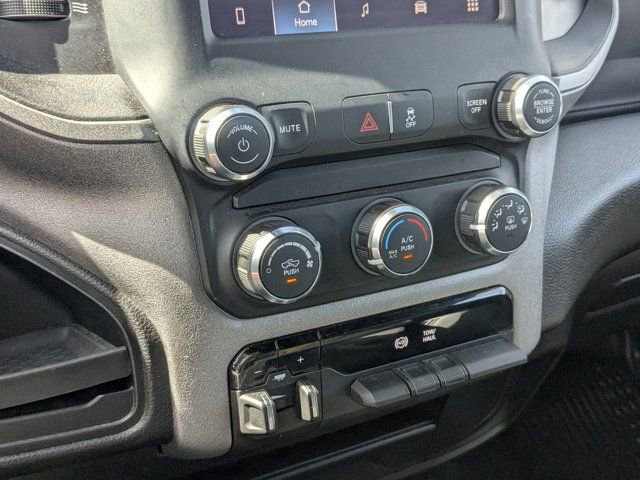 Used 2024 RAM 3500 Tradesman w/ Chrome Appearance Group AWD/4WD image 24