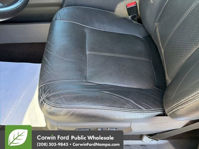 Used 2015 Ford F250 Lariat w/ Lariat Interior Package AWD/4WD image 25