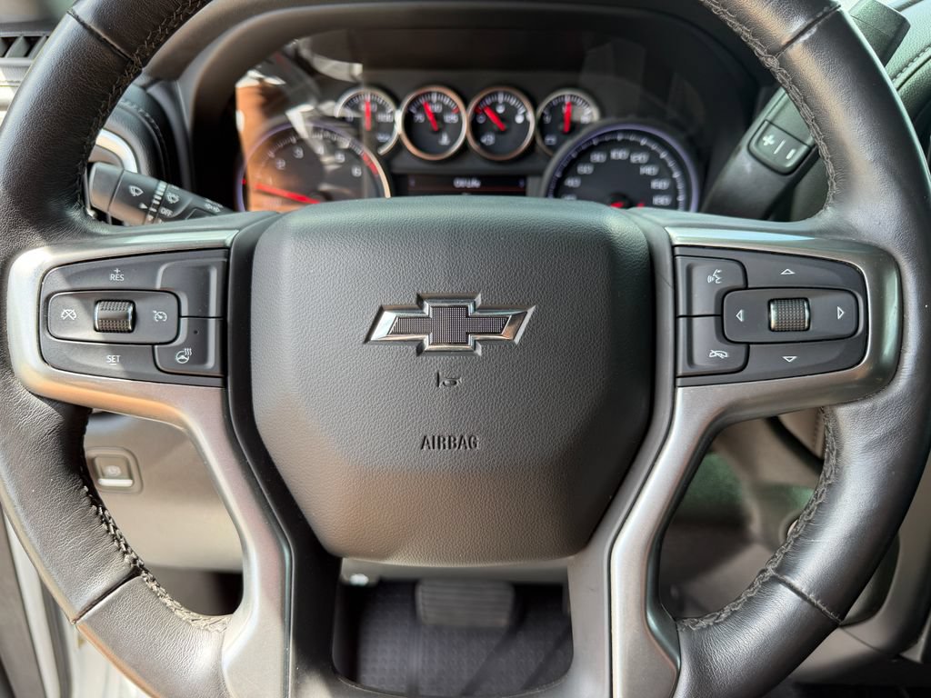 Used 2019 Chevrolet Silverado 1500 LT Trail Boss w/ Convenience Package AWD/4WD image 21