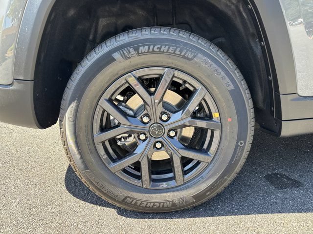 New 2027 Jeep Grand Cherokee Altitude RWD image 17