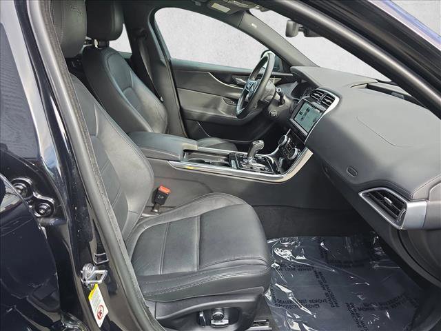 Used 2020 Jaguar XE S AWD/4WD image 10