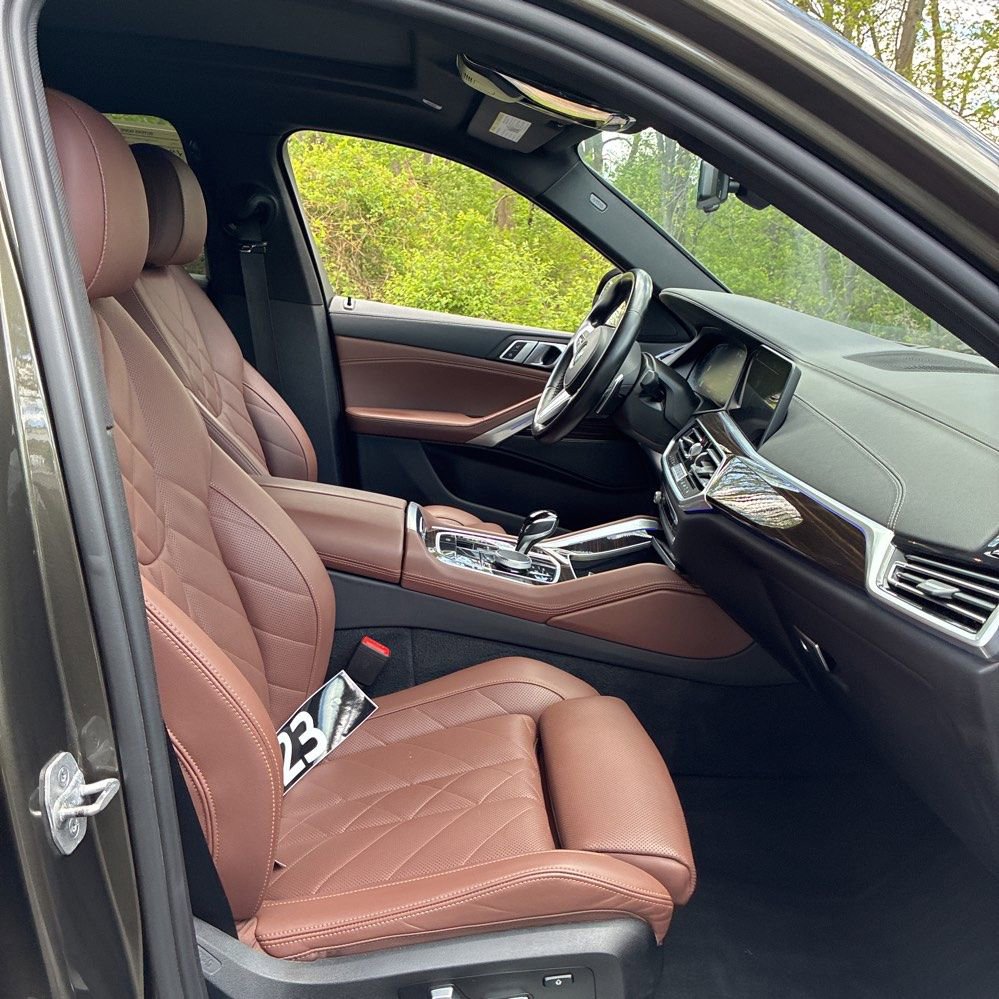 Used 2023 BMW X6 xDrive40i w/ M Sport Package AWD/4WD image 9