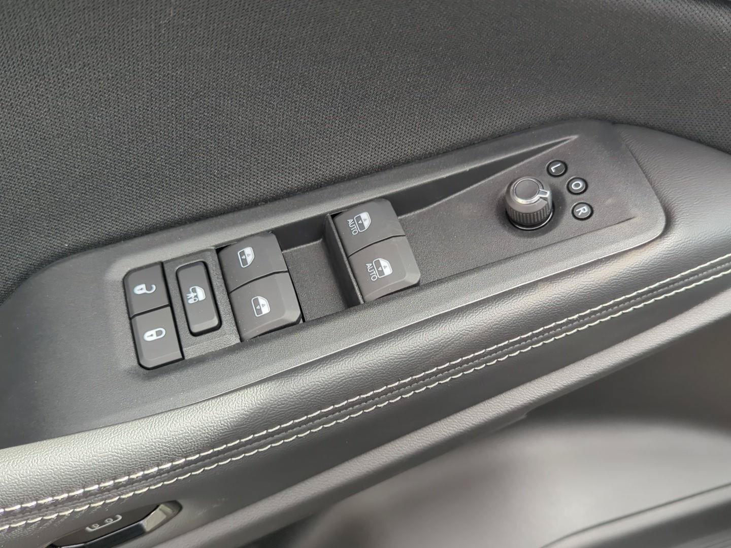 New 2026 Jeep Cherokee Laredo AWD/4WD image 14