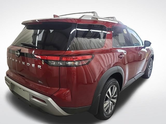 Used 2024 Nissan Pathfinder SL FWD image 2