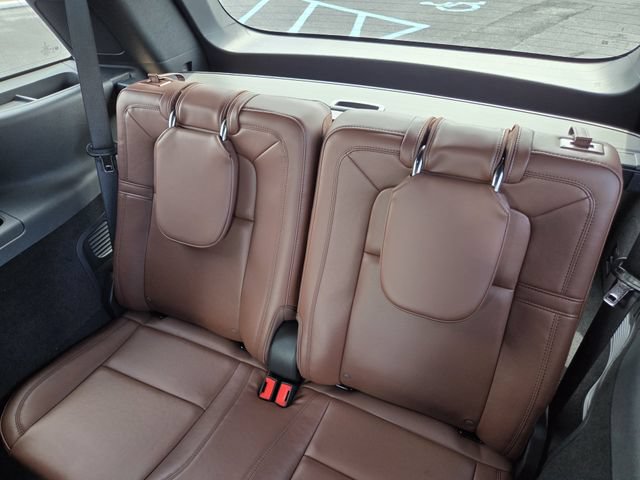 New 2026 Lincoln Aviator Reserve w/ Luxury Package RWD image 17