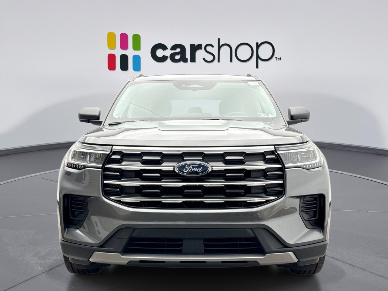 Used 2025 Ford Explorer Active AWD/4WD image 8