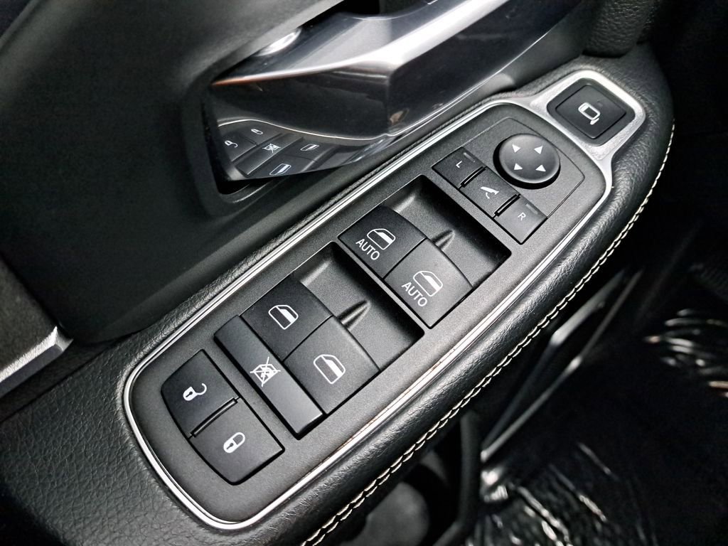 Used 2022 RAM 3500 Laramie w/ Night Edition image 26