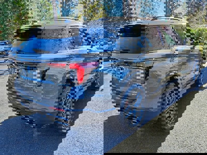 New 2026 Ford Explorer ST-Line w/ ST-Line Street Pack image 15
