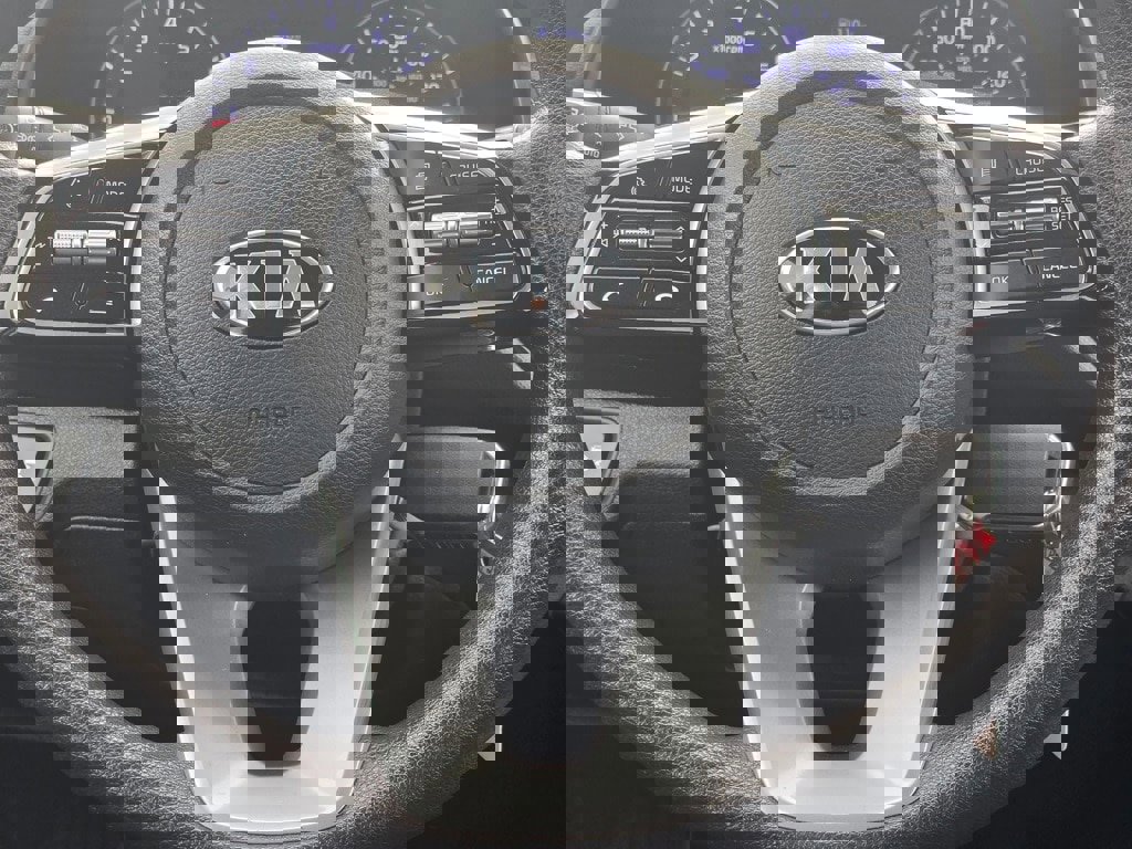 Used 2021 Kia Forte LXS image 15