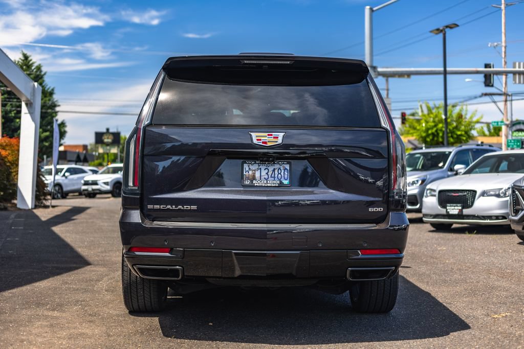 Used 2025 Cadillac Escalade Sport Platinum w/ LPO, Floor Liner Package AWD/4WD image 8