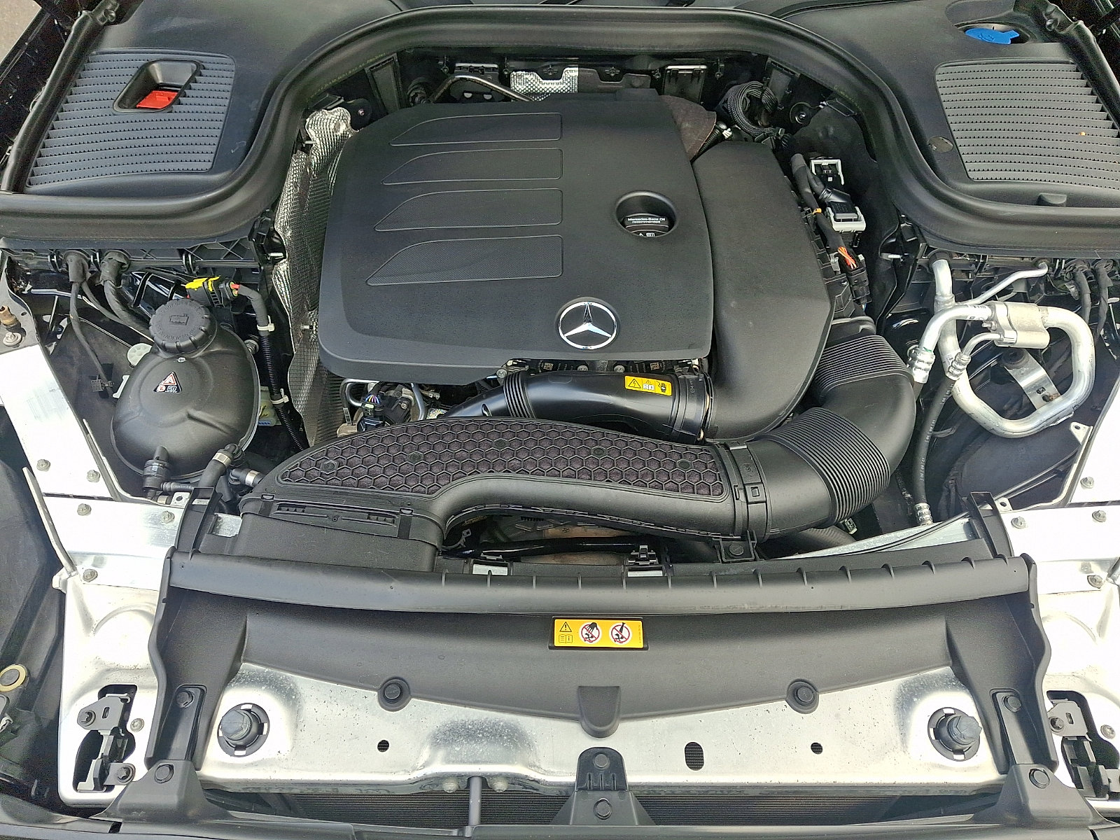 Certified 2022 Mercedes-Benz GLC 300 4MATIC image 27