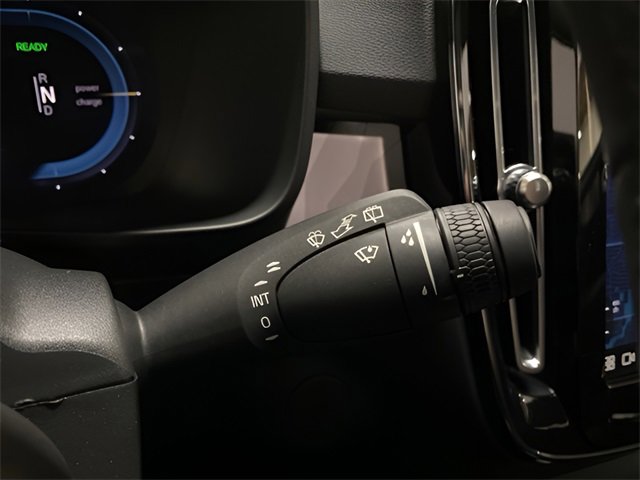 Used 2023 Volvo XC40 Recharge Ultimate w/ Protection Package Premier image 30