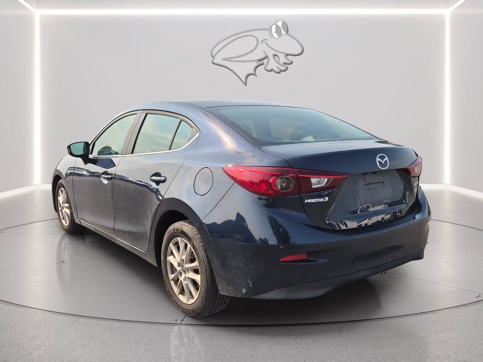 Used 2016 MAZDA MAZDA3 i Sport w/ Preferred Equipment Package FWD image 3