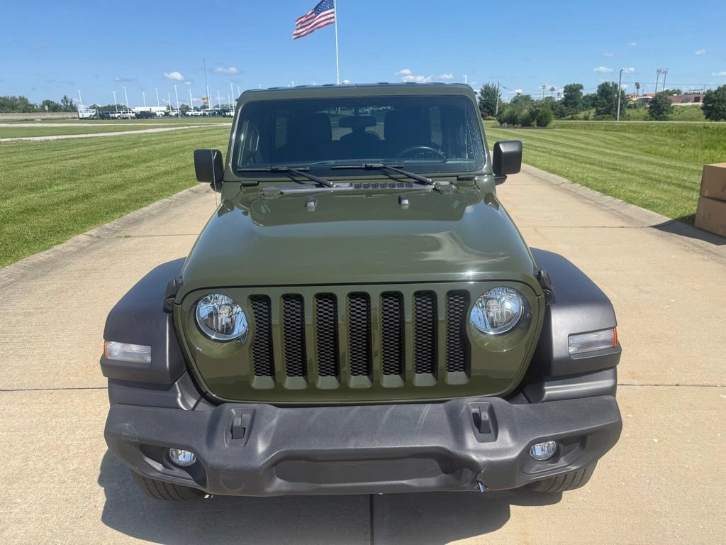 Used 2022 Jeep Wrangler Unlimited Sport AWD/4WD image 11