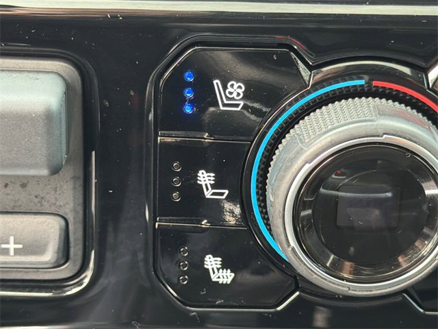 Used 2023 Chevrolet Silverado 1500 LTZ w/ LTZ Premium Package image 30