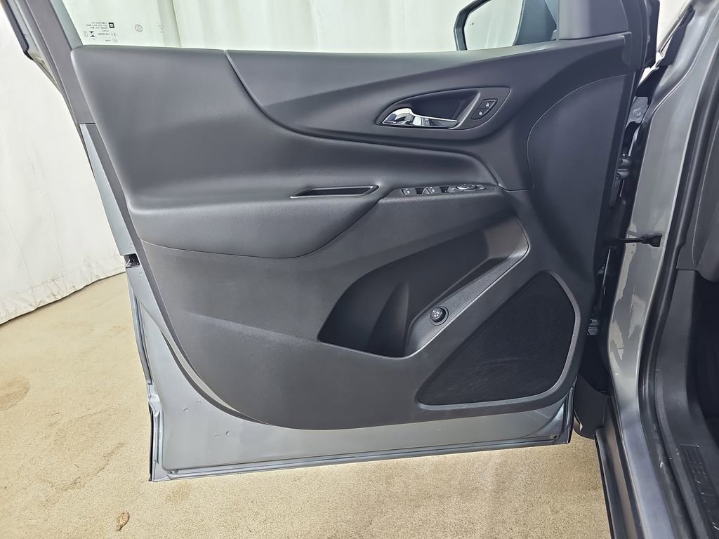 Certified 2024 Chevrolet Equinox LT image 32