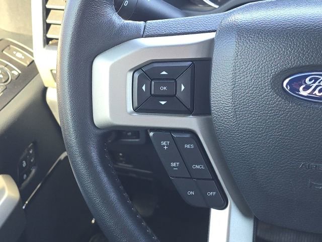 Used 2022 Ford F250 Lariat w/ Black Appearance Package image 28