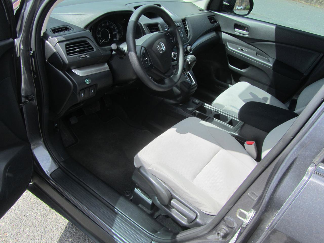 Used 2016 Honda CR-V LX image 16